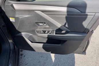 Vauxhall Astra Electric 54kWh GS Hatchback 5dr Electric Auto (156 ps)