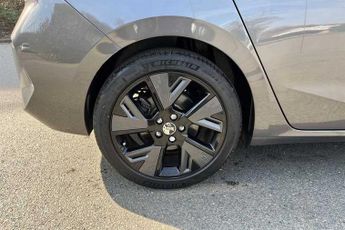 Vauxhall Astra Electric 54kWh GS Hatchback 5dr Electric Auto (156 ps)