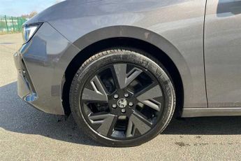 Vauxhall Astra Electric 54kWh GS Hatchback 5dr Electric Auto (156 ps)