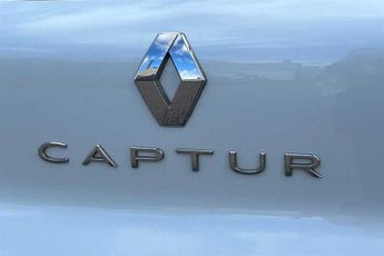 RENAULT CAPTUR 1.6 E-TECH evolution SUV 5dr Petrol Hybrid Auto Euro 6 (s/s) (14
