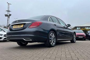 MERCEDES-BENZ C CLASS 2.1 C220d Sport (Premium Plus) Saloon 4dr Diesel 7G-Tronic+ Euro