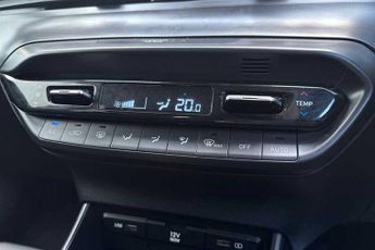 HYUNDAI i20 1.0 T-GDi MHEV Premium Hatchback 5dr Petrol Hybrid DCT Euro 6 (s
