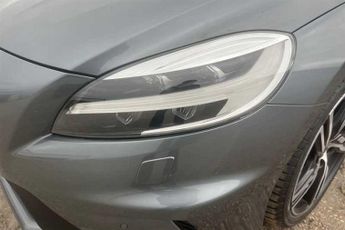 VOLVO V40 1.5 T3 R-Design Edition Hatchback 5dr Petrol Auto Euro 6 (s/s) (