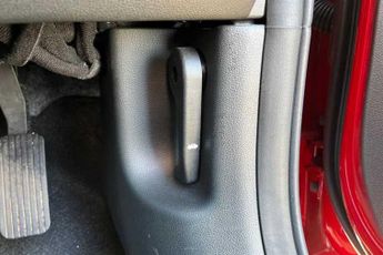 HYUNDAI KONA 1.6 h-GDi Premium SUV 5dr Petrol Hybrid DCT Euro 6 (s/s) (141 ps