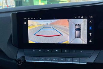 Vauxhall Astra 1.2 Turbo Ultimate Hatchback 5dr Petrol Auto Euro 6 (s/s) (130 p