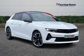 Vauxhall Astra 54kWh Ultimate Hatchback 5dr Electric Auto (156 ps)