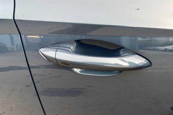 HYUNDAI TUCSON 1.6 h T-GDi 13.8kWh Premium SUV 5dr Petrol Plug-in Hybrid Auto 4