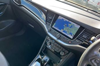 VAUXHALL ASTRA 1.4i Turbo GPF Elite Nav Hatchback 5dr Petrol Auto Euro 6 (s/s) 