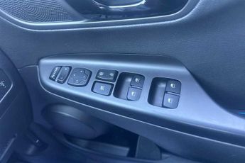 HYUNDAI KONA 1.6 h-GDi Premium SE SUV 5dr Petrol Hybrid DCT Euro 6 (s/s) (141