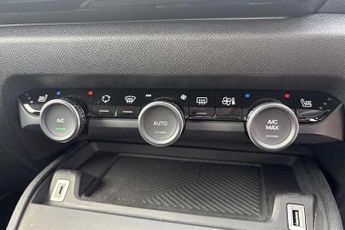 CITROEN C4 1.2 PureTech Shine Plus Hatchback 5dr Petrol EAT8 Euro 6 (s/s) (