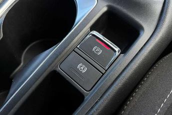 MG MG5 61.1kWh Excite Long Range Estate 5dr Electric Auto (156 ps)