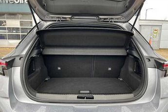 VAUXHALL MOKKA Electric 50kWh Ultimate SUV 5dr Electric Auto (136 ps)