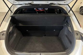 VAUXHALL MOKKA Electric 50kWh GS SUV 5dr Electric Auto (136 ps)