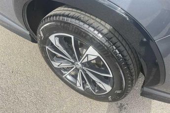 MG MG HS 1.5 T-GDI Trophy SUV 5dr Petrol DCT Euro 6 (s/s) (169 ps)