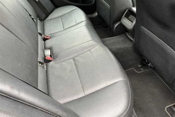 MercedeS-Benz C Class 2.1 C220d SE Saloon 4dr Diesel G-Tronic+ Euro 6 (s/s) (170 ps)