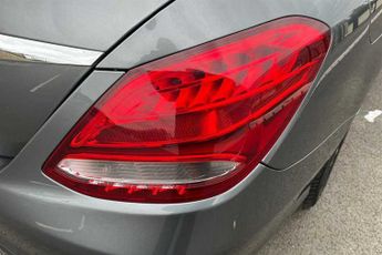 MercedeS-Benz C Class 2.1 C220d SE Saloon 4dr Diesel G-Tronic+ Euro 6 (s/s) (170 ps)