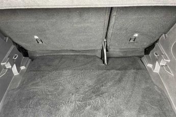 Vauxhall Crossland X 1.2i Turbo (130 PS) Elite Nav 5 Door Petrol SUV Automatic *** 1 