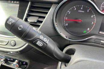 Vauxhall Crossland 1.2i Turbo (130 PS) Ultimate 5 Door Petrol SUV Automatic *** 1 O