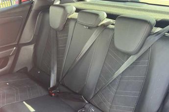 VAUXHALL MOKKA Electric 50kWh Ultimate SUV 5dr Electric Auto (136 ps)