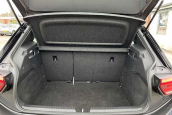 VOLKSWAGEN ID.3 Pro Performance 58kWh Life Hatchback 5dr Electric Auto (204 ps)