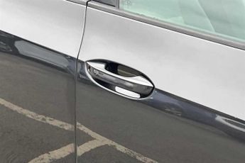 VOLKSWAGEN ID.3 Pro Performance 58kWh Life Hatchback 5dr Electric Auto (204 ps)