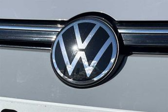 VOLKSWAGEN GOLF 1.5 eTSI MHEV R-Line Hatchback 5dr Petrol Hybrid DSG Euro 6 (s/s