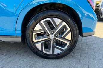 HYUNDAI KONA 64kWh Ultimate SUV 5dr Electric Auto (10.5kW Charger) (204 ps)