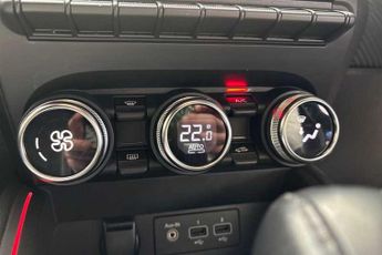 RENAULT CLIO 1.6 E-TECH E-Tech engineered Hatchback 5dr Petrol Hybrid Auto Eu