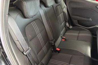 RENAULT CLIO 1.6 E-TECH E-Tech engineered Hatchback 5dr Petrol Hybrid Auto Eu