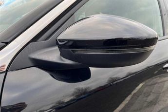 Vauxhall Mokka Electric 50kWh Ultimate SUV 5dr Electric Auto (136 ps)