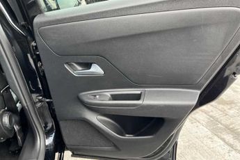 Vauxhall Mokka Electric 50kWh Ultimate SUV 5dr Electric Auto (136 ps)