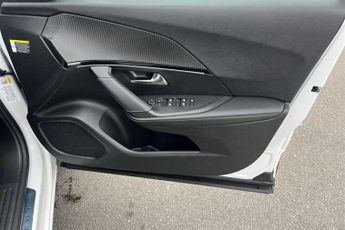 Peugeot 2008 1.2i PureTech (130 PS) GT Premium 5 Door Petrol SUV Automatic **