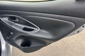 Toyota Yaris 1.5 VVT-h Icon Hatchback 5dr Petrol Hybrid E-CVT Euro 6 (s/s) (1