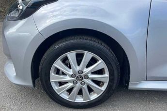 Toyota Yaris 1.5 VVT-h (116 PS) Icon 5 Door Petrol Hybrid Hatchback Automatic