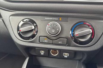 HYUNDAI i10 1.0 Advance Hatchback 5dr Petrol Auto Euro 6 (s/s) (67 ps)