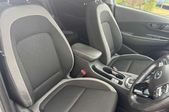HYUNDAI KONA 1.6 h-GDi Premium SUV 5dr Petrol Hybrid DCT Euro 6 (s/s) (141 ps