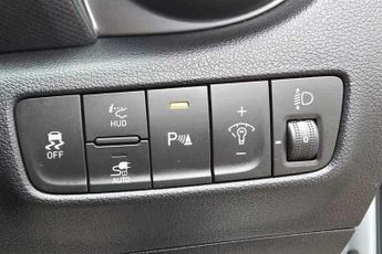 Hyundai KONA 64kWh Ultimate SUV 5dr Electric Auto (10.5kW Charger) (204 ps)