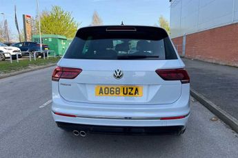 Volkswagen Tiguan 2.0 TDI R-Line SUV 5dr Diesel DSG Euro 6 (s/s) (150 ps)