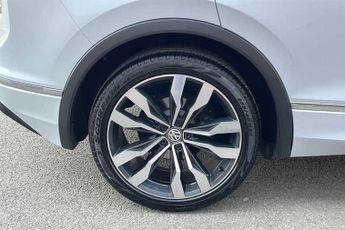 Volkswagen Tiguan 2.0 TDI R-Line SUV 5dr Diesel DSG Euro 6 (s/s) (150 ps)