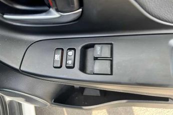 TOYOTA YARIS 1.5 VVT-h Y20 Bi-tone Hatchback 5dr Petrol Hybrid E-CVT Euro 6 (