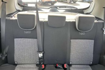 TOYOTA YARIS 1.5 VVT-h Y20 Bi-tone Hatchback 5dr Petrol Hybrid E-CVT Euro 6 (