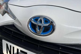 TOYOTA YARIS 1.5 VVT-h Y20 Bi-tone Hatchback 5dr Petrol Hybrid E-CVT Euro 6 (
