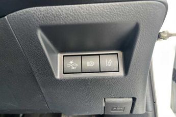 TOYOTA YARIS 1.5 VVT-h Y20 Bi-tone Hatchback 5dr Petrol Hybrid E-CVT Euro 6 (