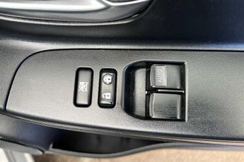 TOYOTA YARIS 1.5 VVT-i Icon Tech Hatchback 5dr Petrol CVT Euro 6 (111 ps)