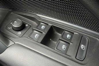 VOLKSWAGEN TIGUAN 1.5 eTSI MHEV Match SUV 5dr Petrol Hybrid DSG Euro 6 (s/s) (150 