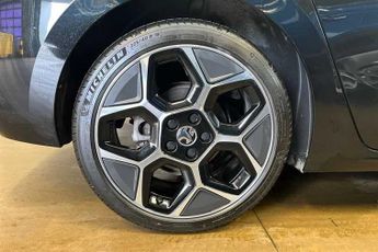 Vauxhall Astra 1.2 Turbo Ultimate Hatchback 5dr Petrol Auto Euro 6 (s/s) (130 p
