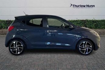 Hyundai i10 1.0 Premium Hatchback 5dr Petrol Auto Euro 6 (s/s) (67 ps)