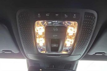 MercedeS-Benz A Class 2.0 A250 AMG Line (Premium Plus) Hatchback 5dr Petrol 7G-DCT Eur