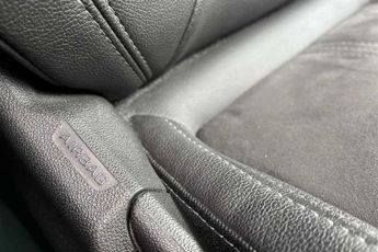 VAUXHALL CROSSLAND 1.5 Turbo D Ultimate SUV 5dr Diesel Auto Euro 6 (s/s) (120 ps)