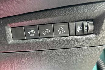VAUXHALL FRONTERA ELECTRIC 44kWh Design SUV 5dr Electric Auto (113 ps)